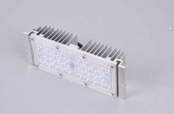 China O lúmen de Samsung 30w 5200 conduziu o alojamento de alumínio puro do módulo da luz de rua fornecedor